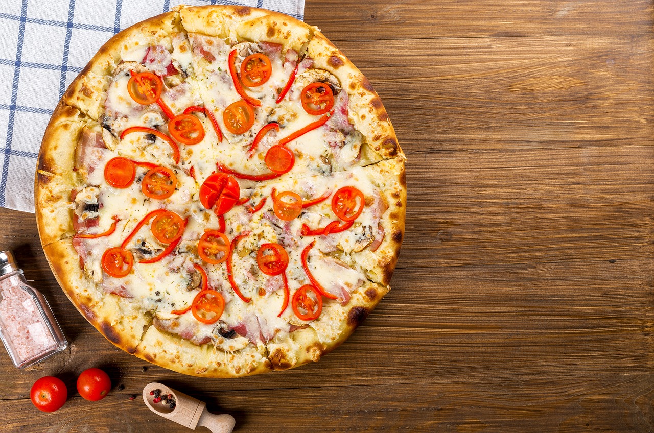 Zostań mistrzem pizzy w swojej kuchni – pizza w nocy na telefon Warszawa