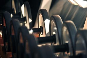 Pierwszy trening na siłowni ? Sprawdź, o czym warto pamiętać!